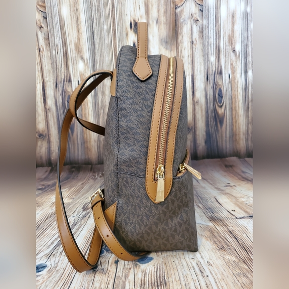 Michael Kors Valerie Medium Backpack (Brown Acorn) - Picture 3 of 14